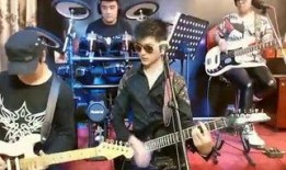 扒奇爆料鑫城乐队视频,鑫城乐队幕后花絮视频曝光，独家幕后故事大公开