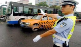 萧山交警新闻爆料工作人,聚焦交通执法一线，守护平安出行